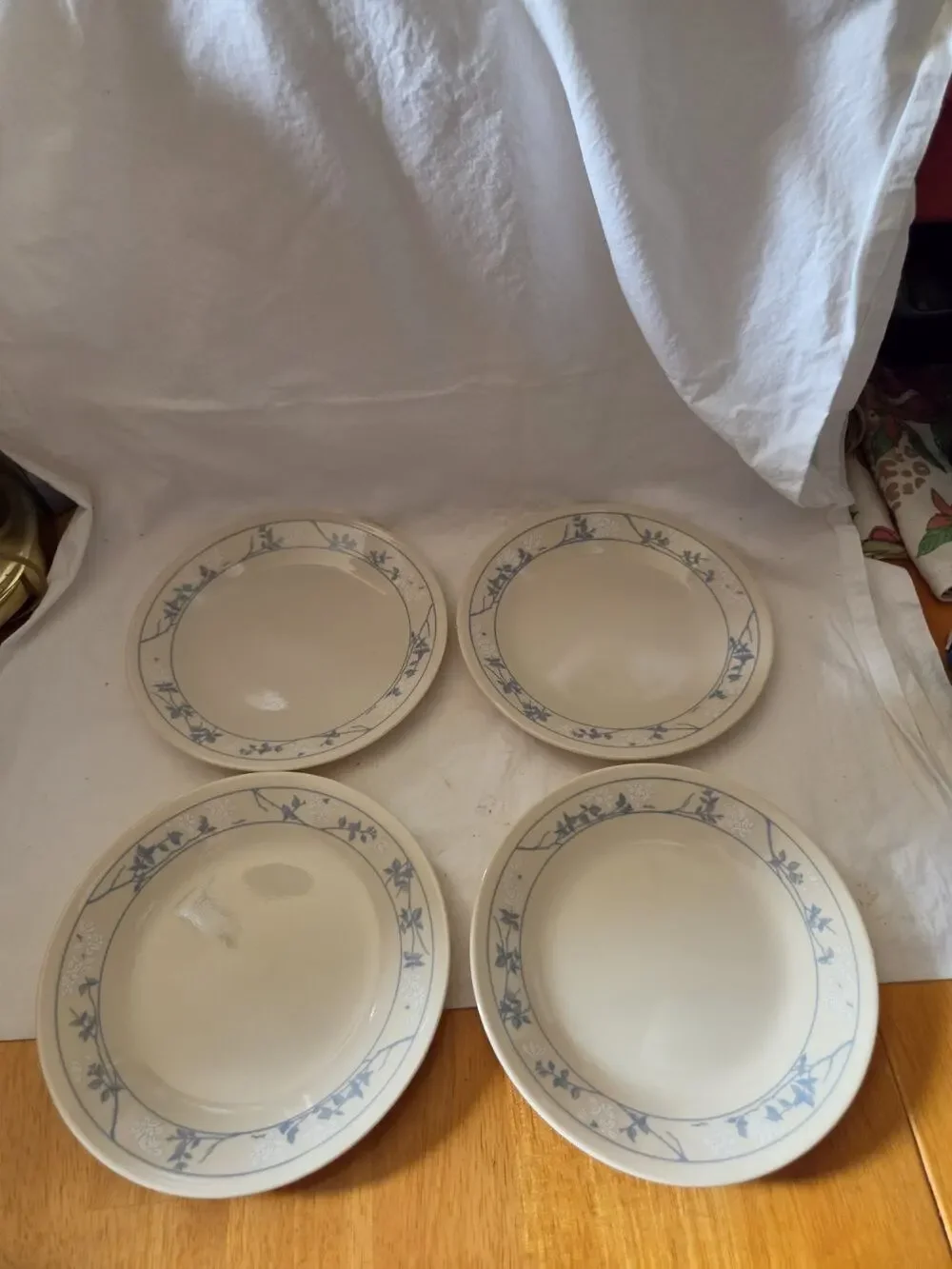 Corning Corelle FIRST OF SPRING dessert, bread, salad plates 6 7/8